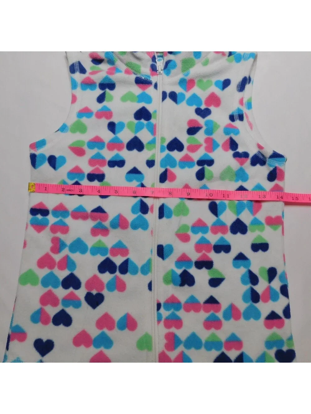 Old Navy Girls Fleece Vest Size Large L 10-12 White Pink Blue Heart Full Zip Gil